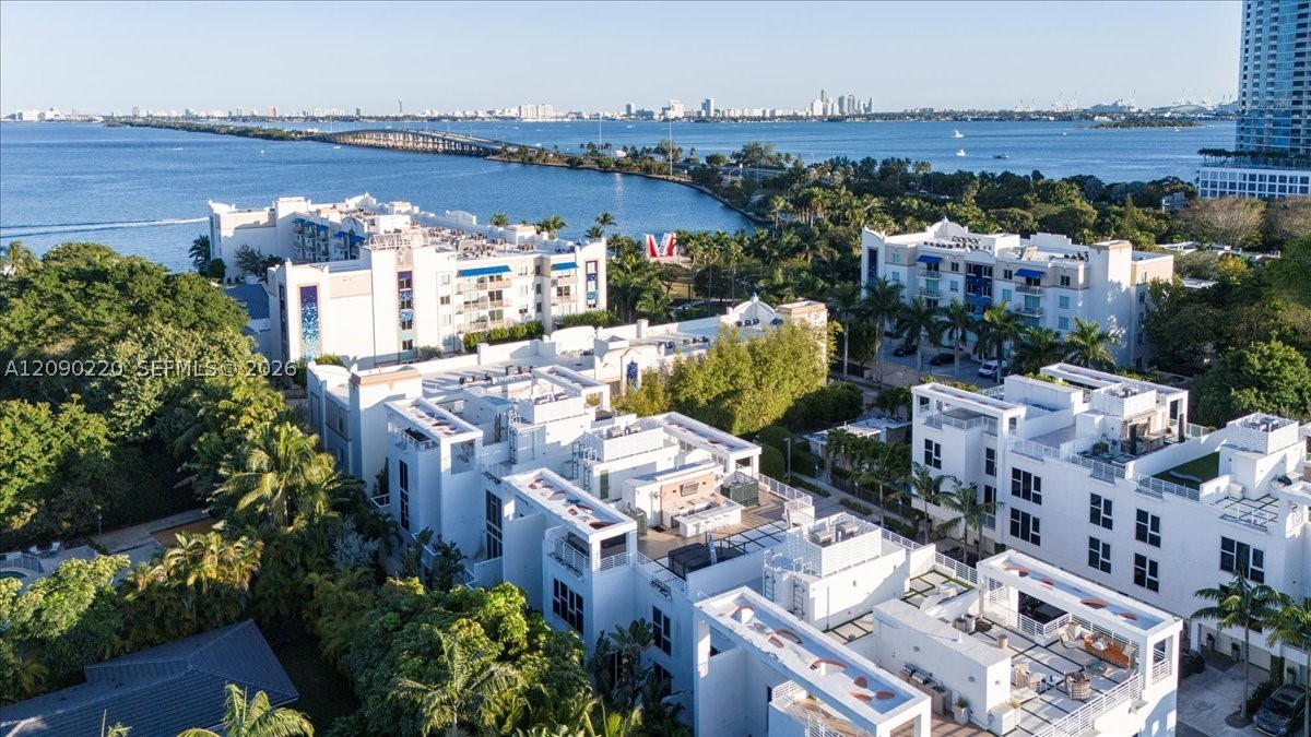 455 NE 39th St #306, Miami FL 33137