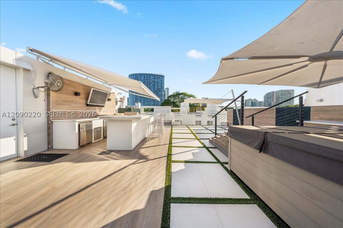 455 NE 39th St #306, Miami FL 33137