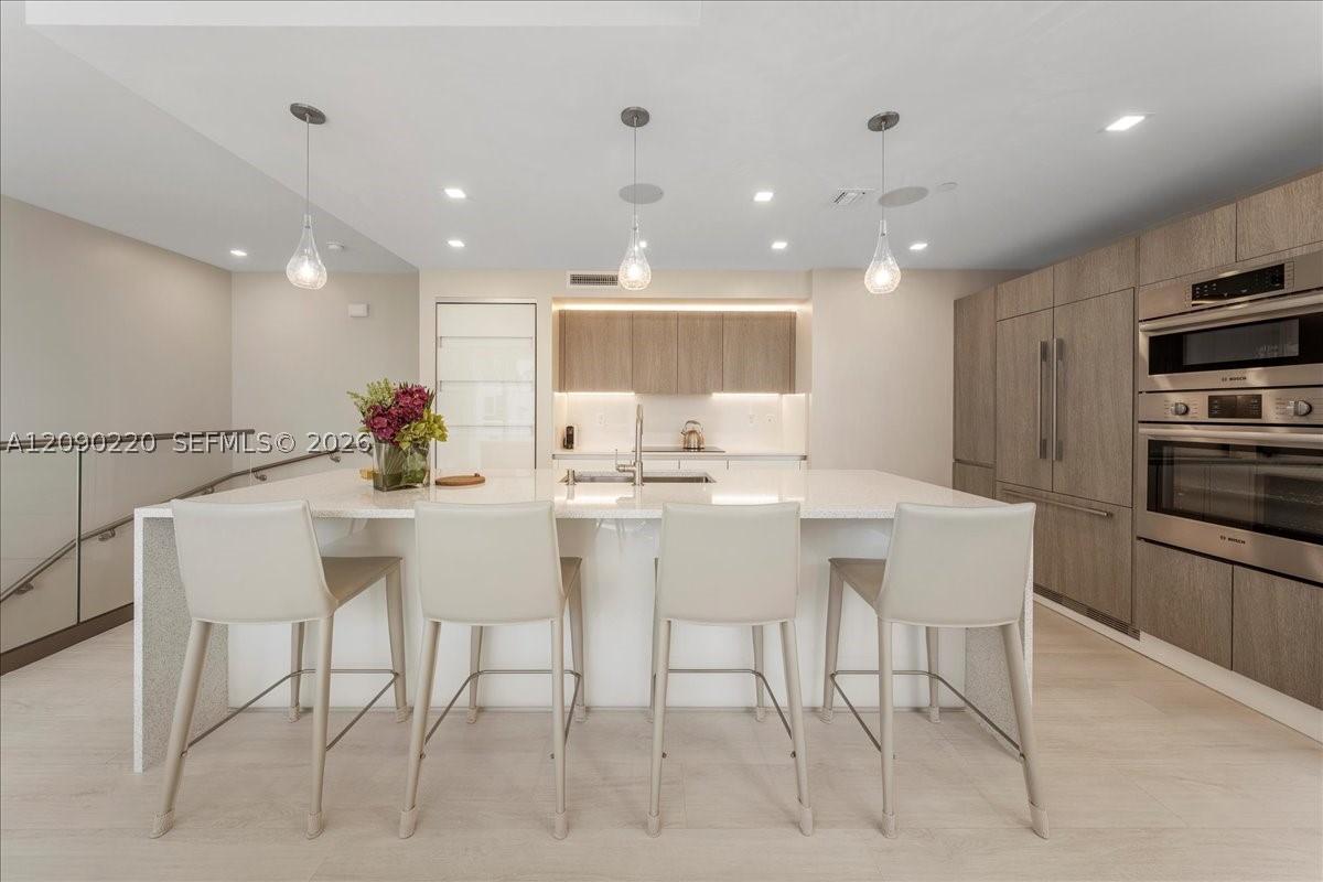 455 NE 39th St #306, Miami FL 33137