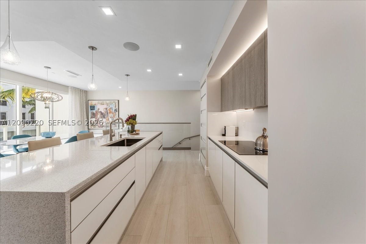 455 NE 39th St #306, Miami FL 33137