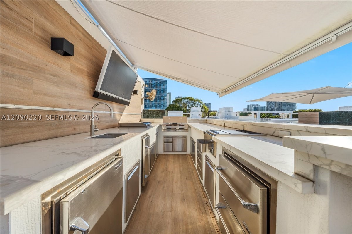 455 NE 39th St #306, Miami FL 33137
