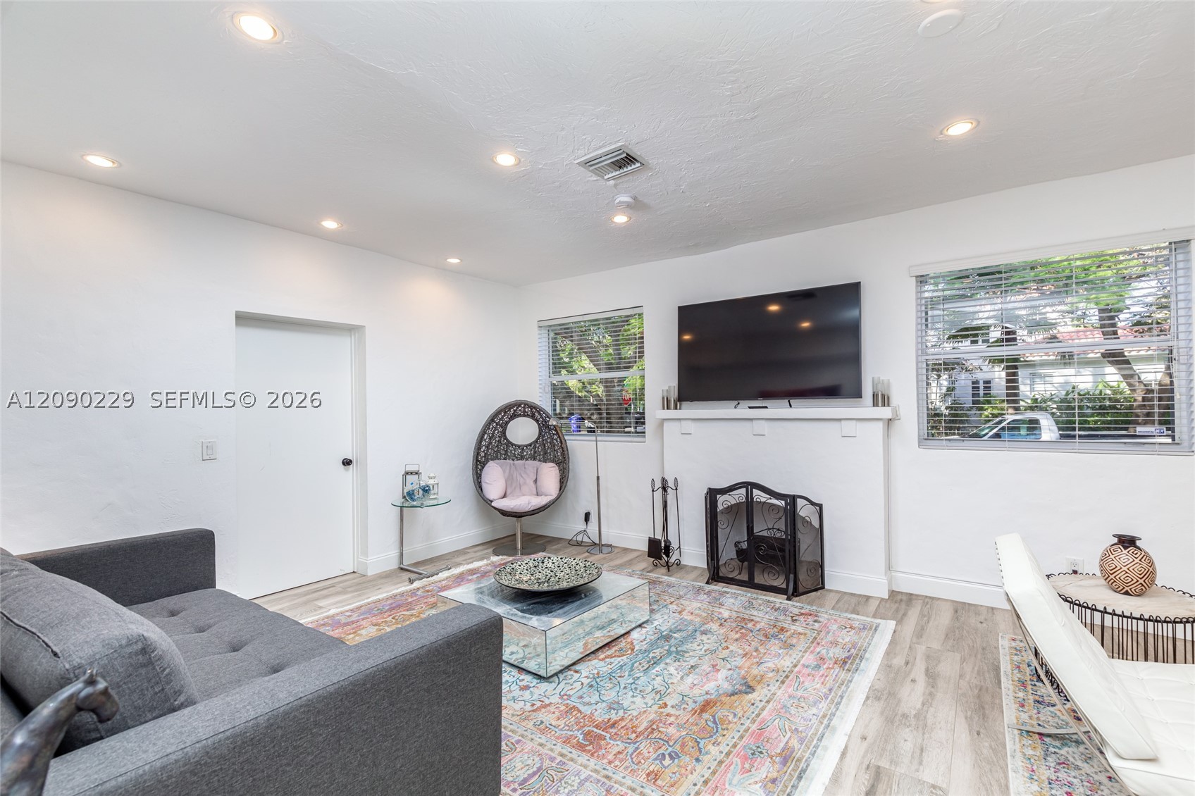 137 NE 47th St, Miami FL 33137