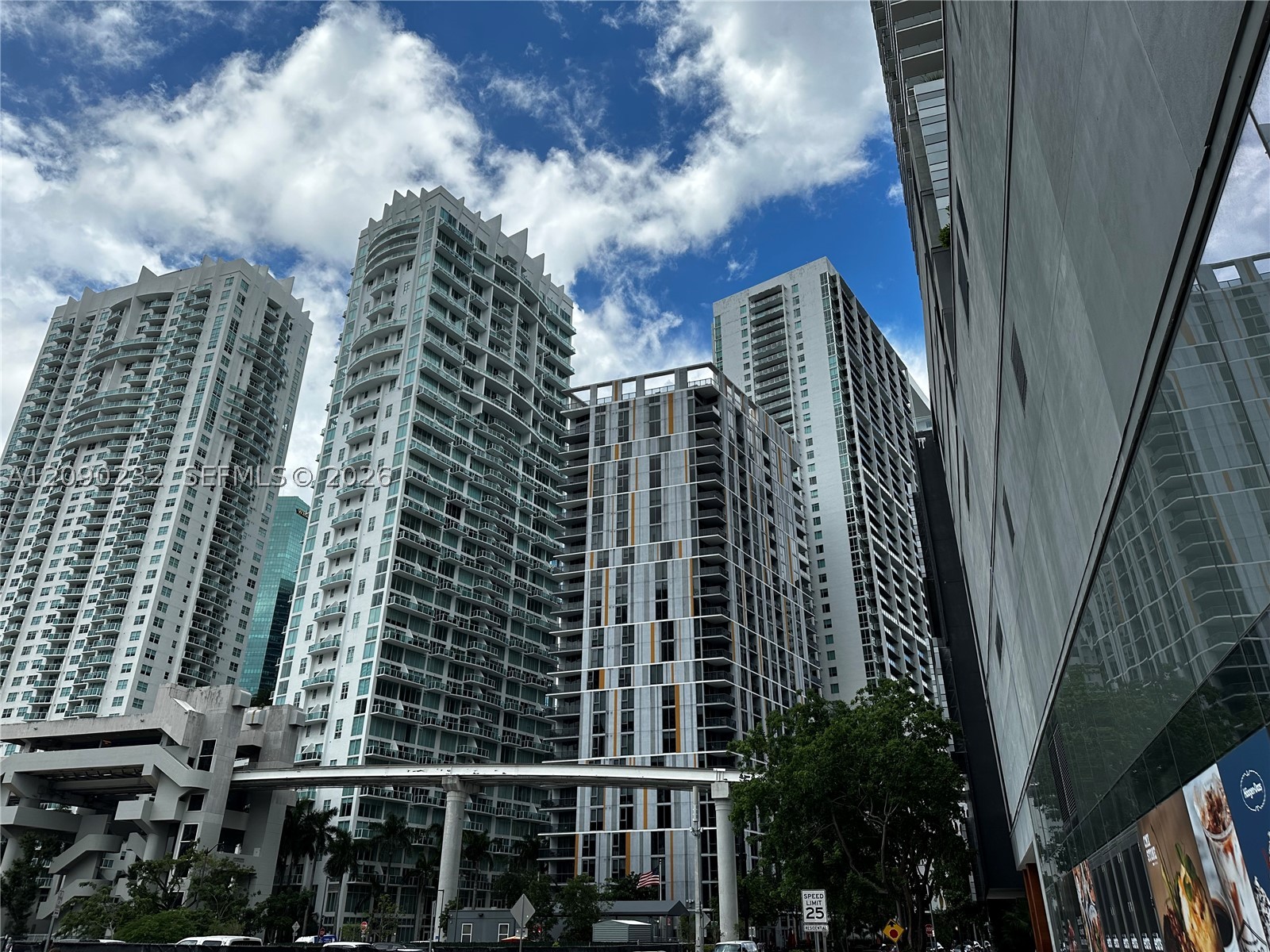 41 SE 5th St #1803, Miami FL 33131