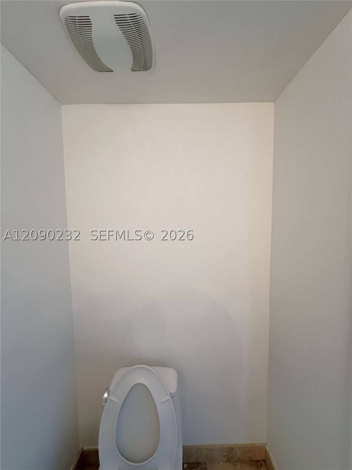 41 SE 5th St #1803, Miami FL 33131