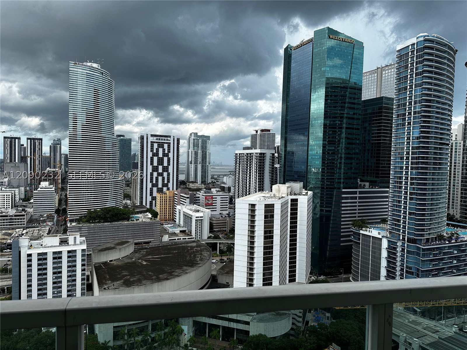 41 SE 5th St #1803, Miami FL 33131