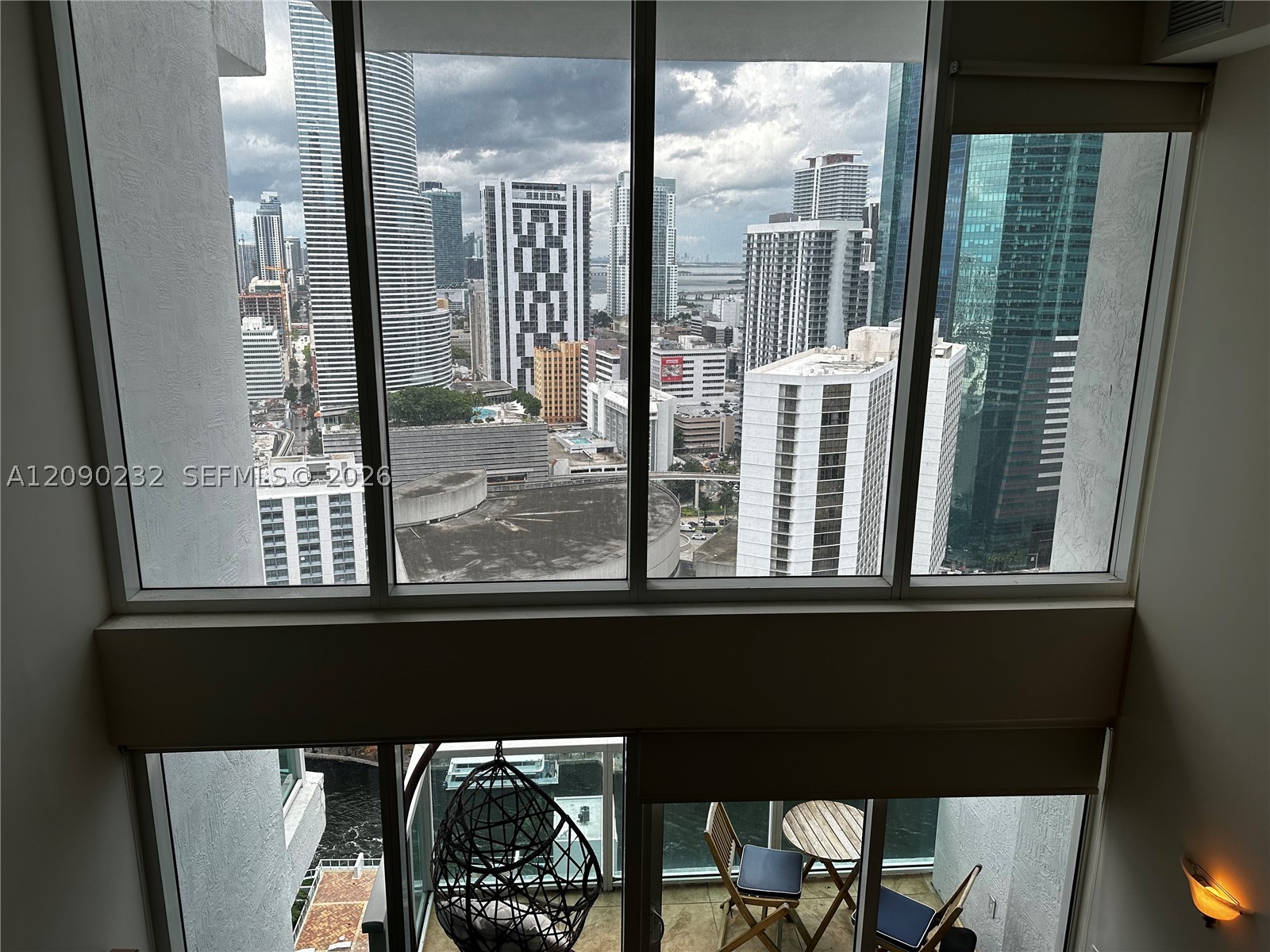 41 SE 5th St #1803, Miami FL 33131