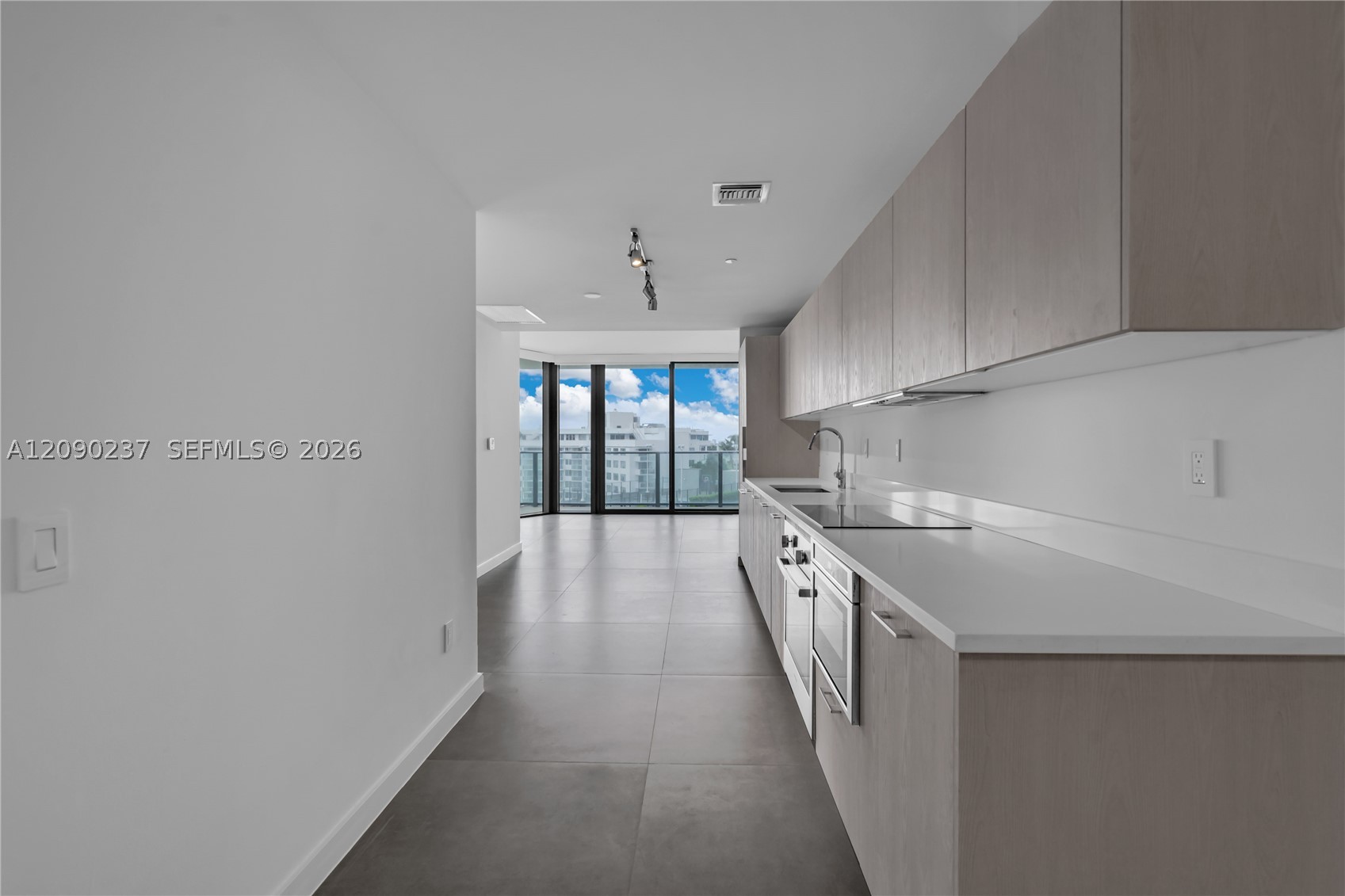 501 NE 31st St #901, Miami FL 33137