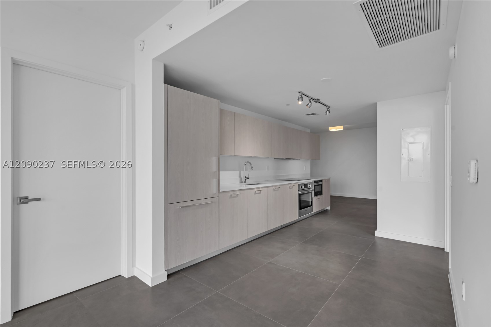 501 NE 31st St #901, Miami FL 33137