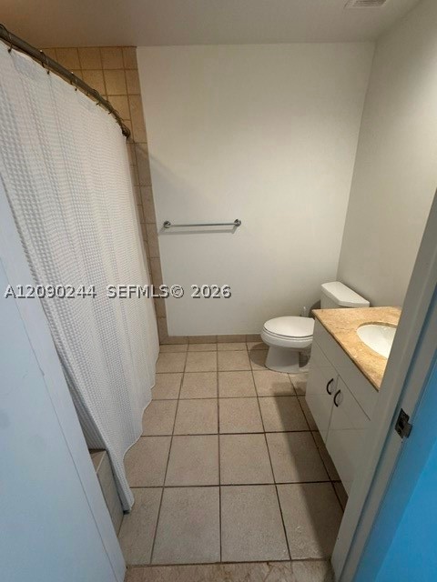 801 Brickell Key Blvd #2502, Miami FL 33131