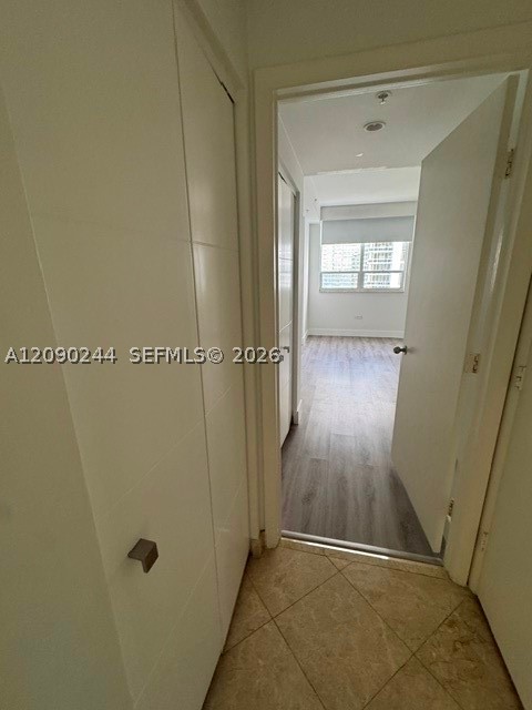 801 Brickell Key Blvd #2502, Miami FL 33131