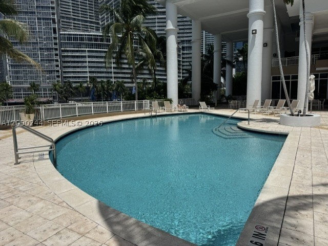 801 Brickell Key Blvd #2502, Miami FL 33131