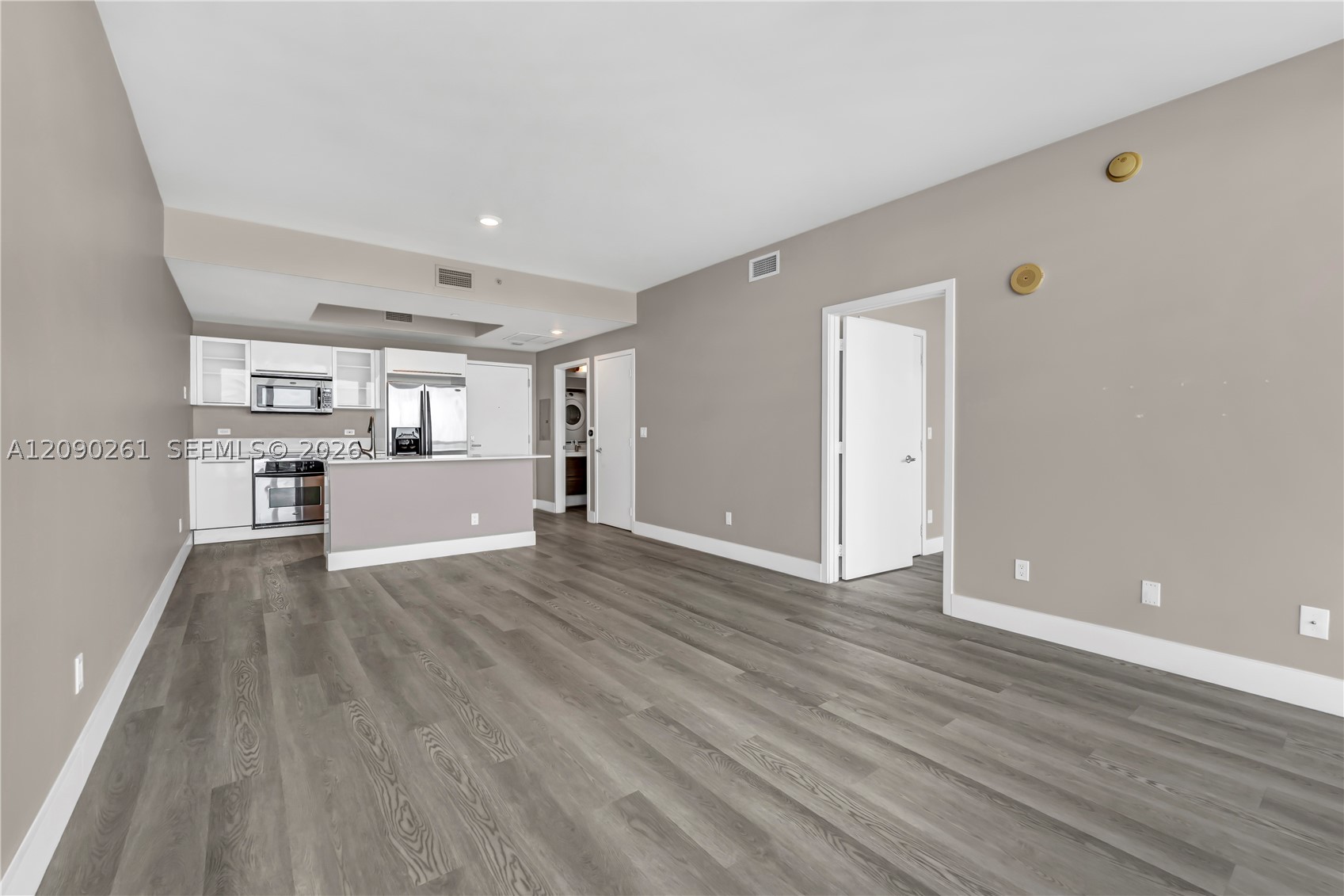 888 Biscayne Blvd #1710, Miami FL 33132