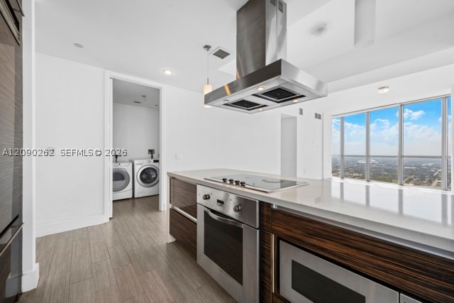 1100 Biscayne Blvd #5205, Miami FL 33132