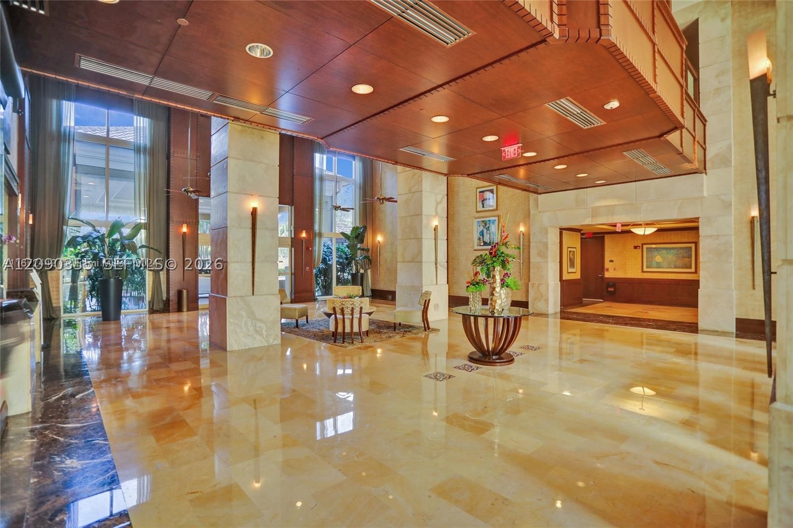19501 W Country Club Dr #1006, Aventura FL 33180
