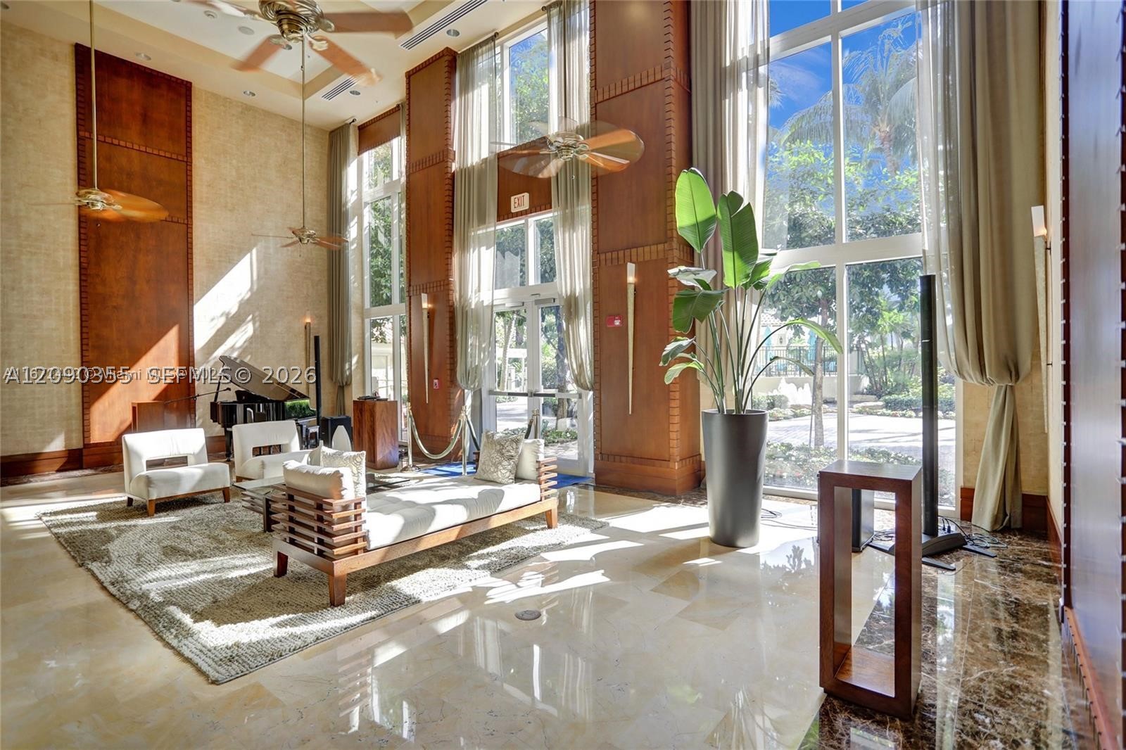 19501 W Country Club Dr #1006, Aventura FL 33180