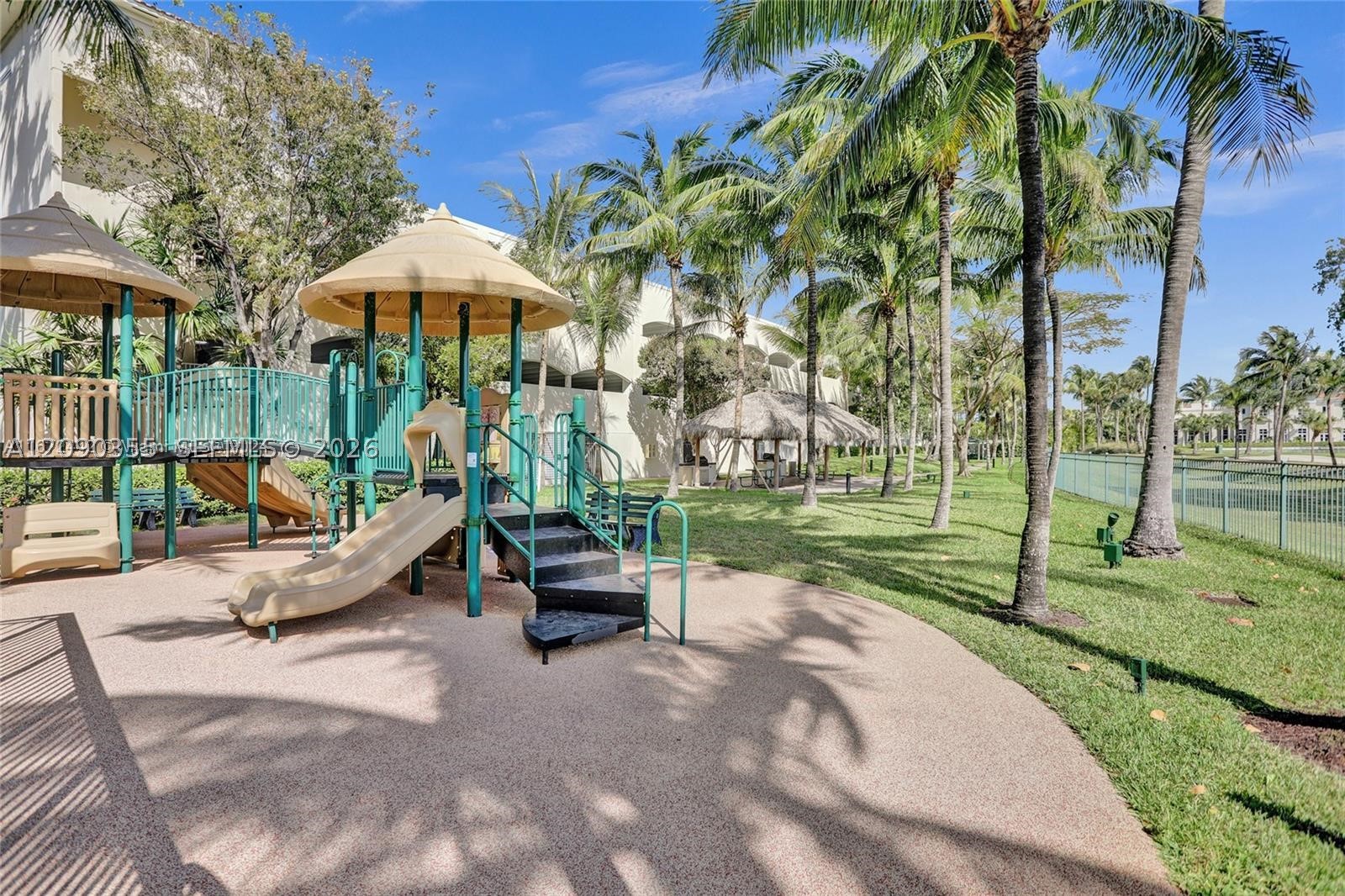19501 W Country Club Dr #1006, Aventura FL 33180
