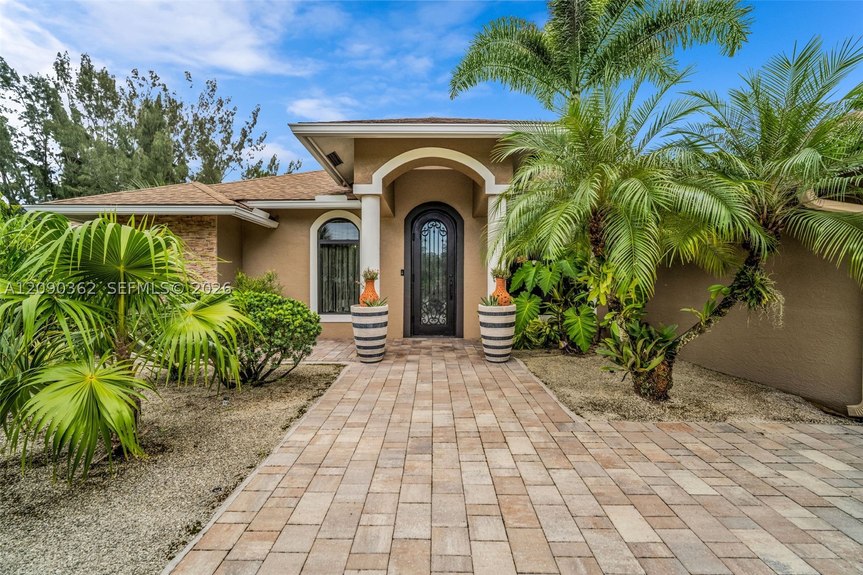 14800 April Dr, Loxahatchee FL 33470