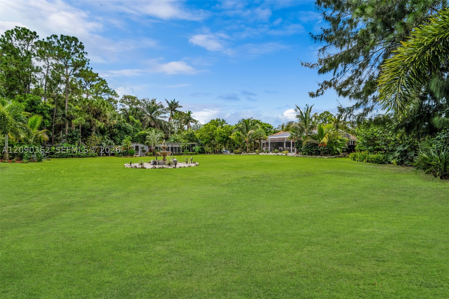 14800 April Dr, Loxahatchee FL 33470