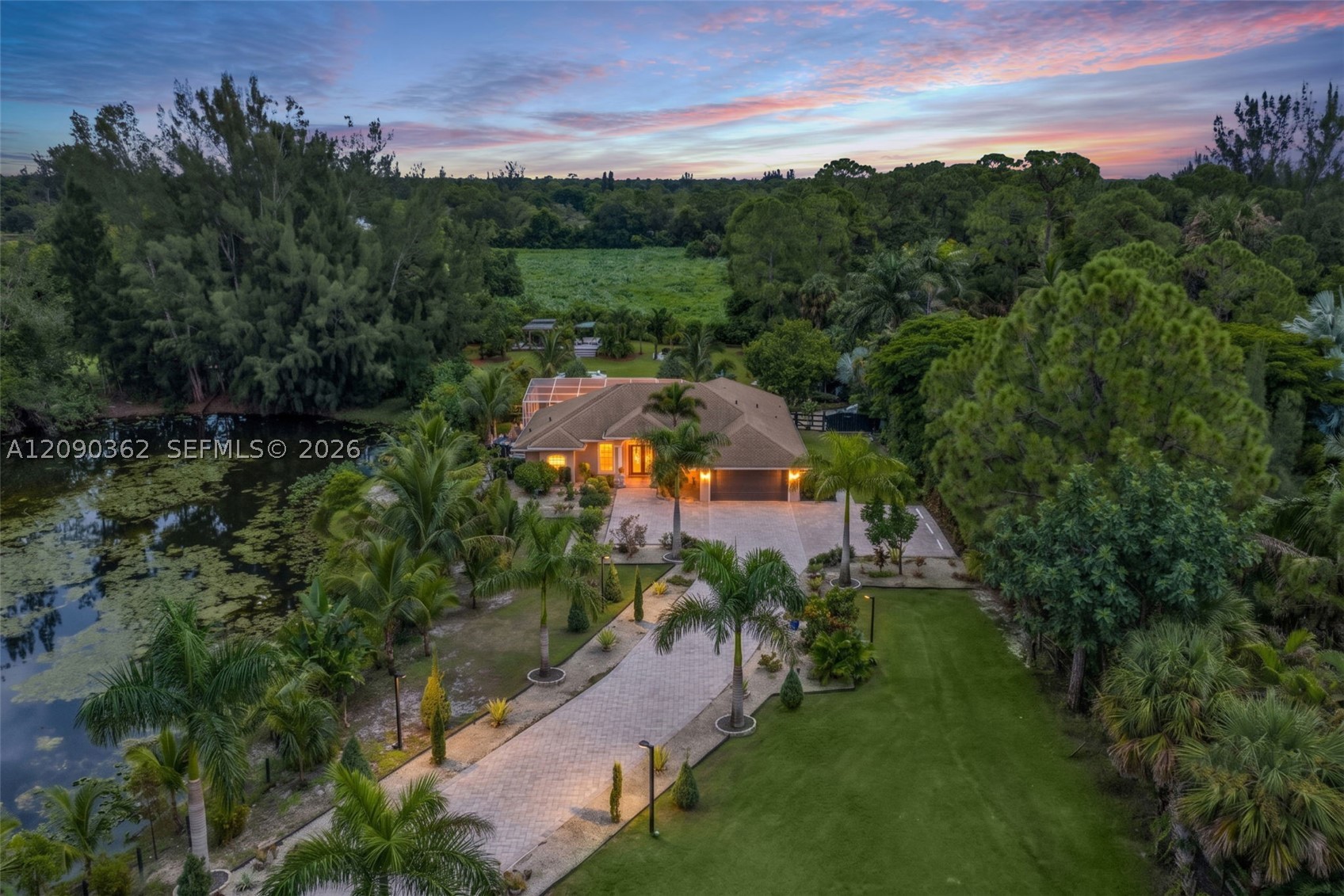 14800 April Dr, Loxahatchee FL 33470