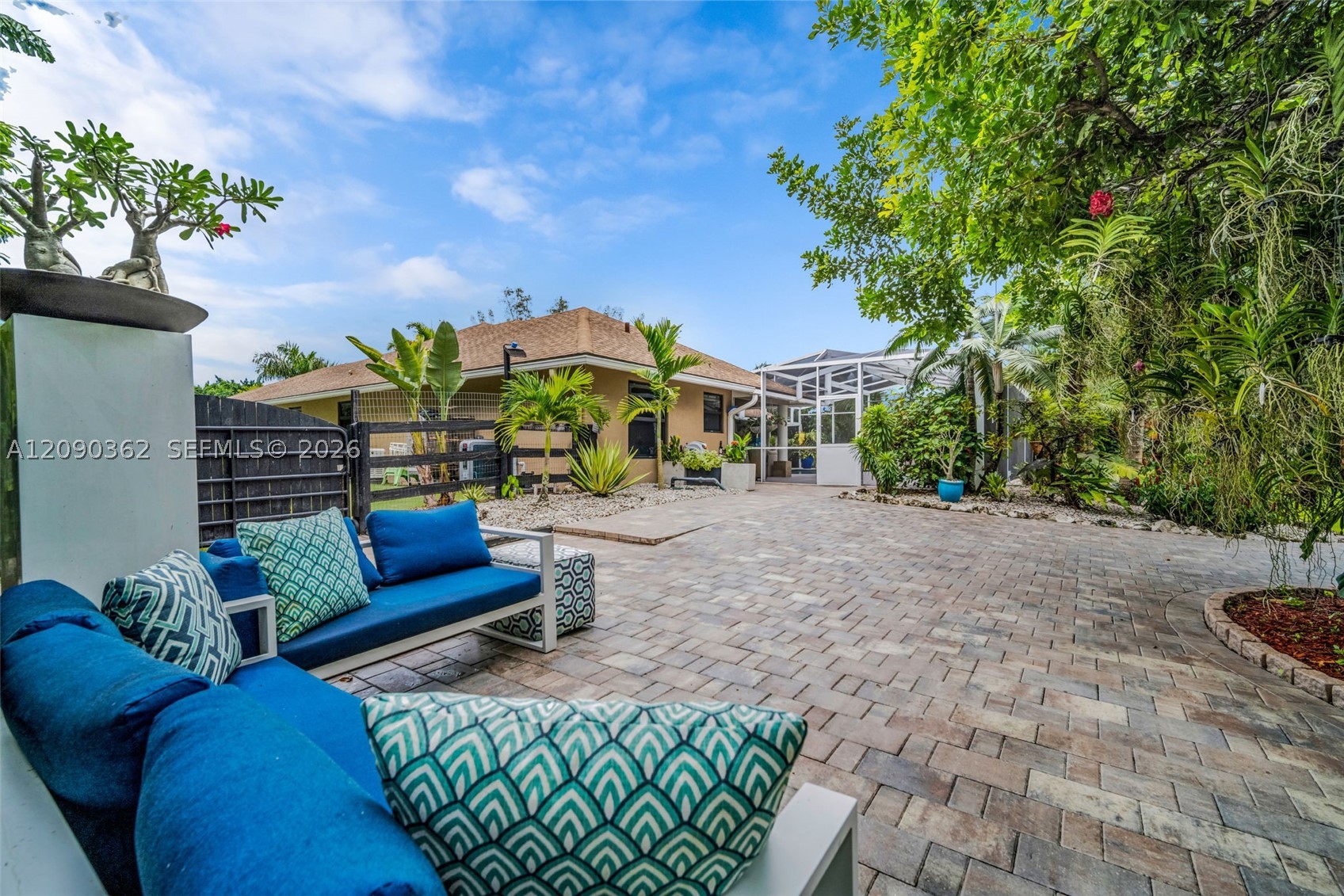 14800 April Dr, Loxahatchee FL 33470