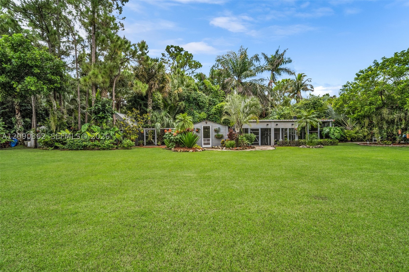 14800 April Dr, Loxahatchee FL 33470