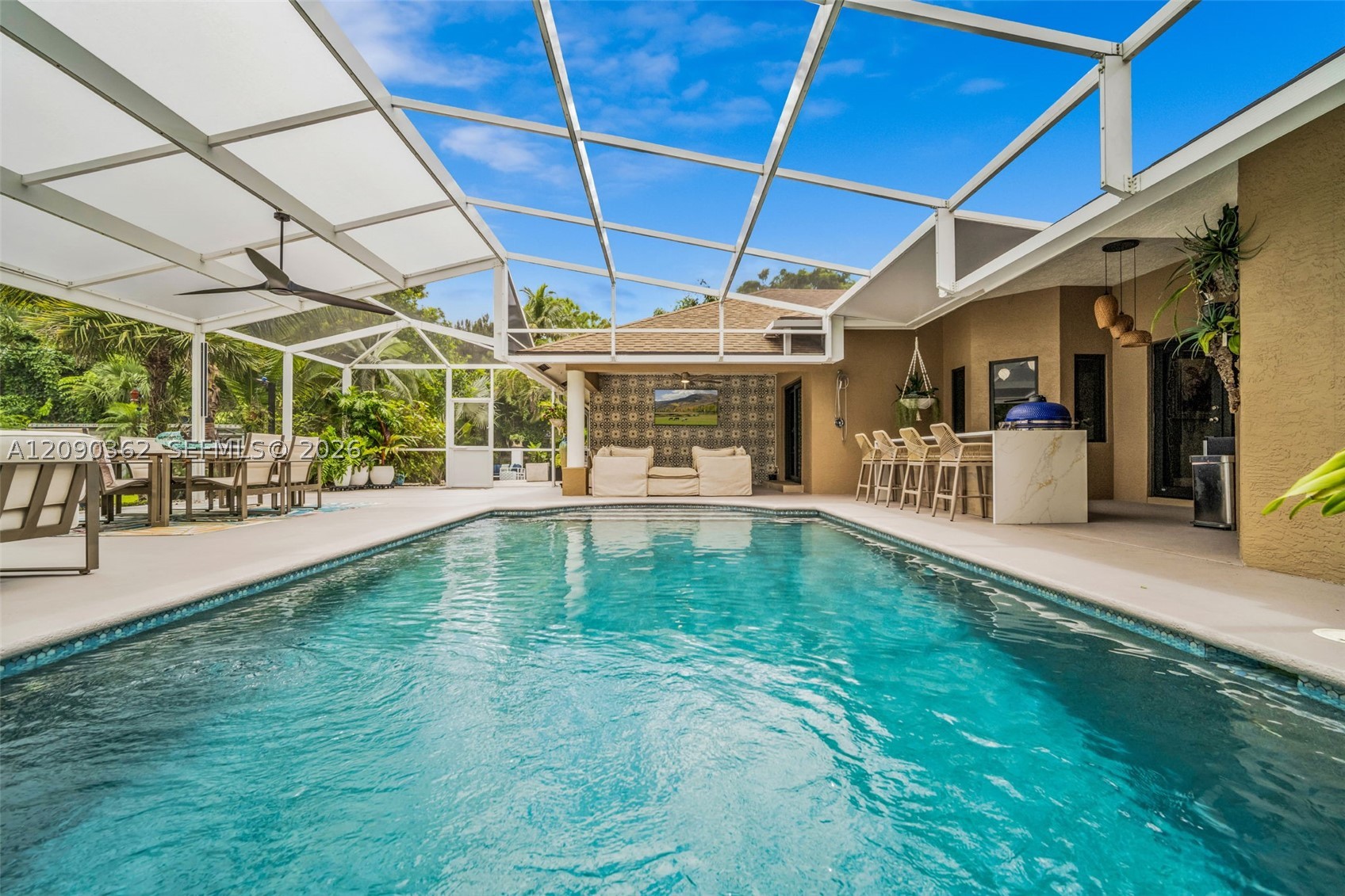 14800 April Dr, Loxahatchee FL 33470