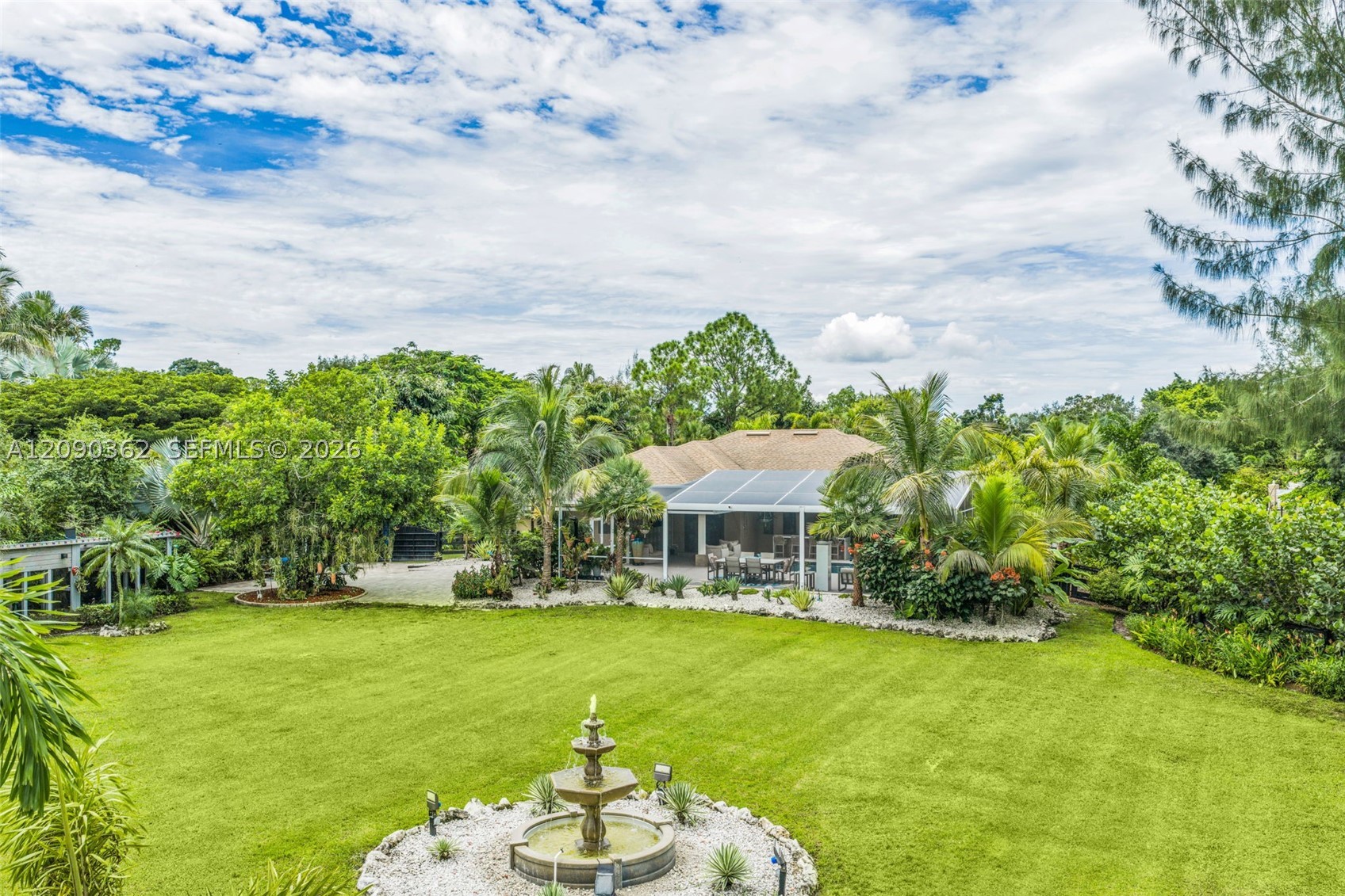 14800 April Dr, Loxahatchee FL 33470