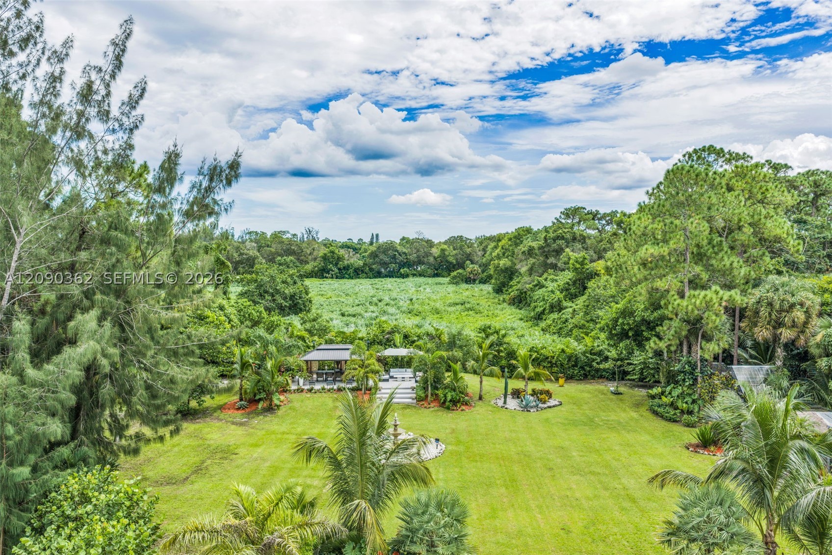 14800 April Dr, Loxahatchee FL 33470