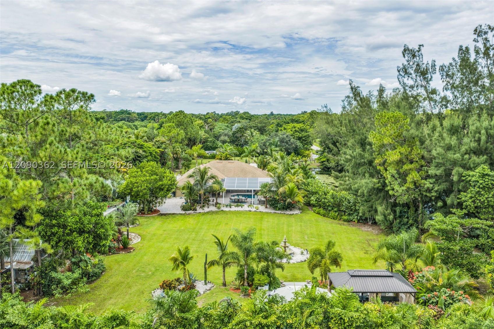14800 April Dr, Loxahatchee FL 33470