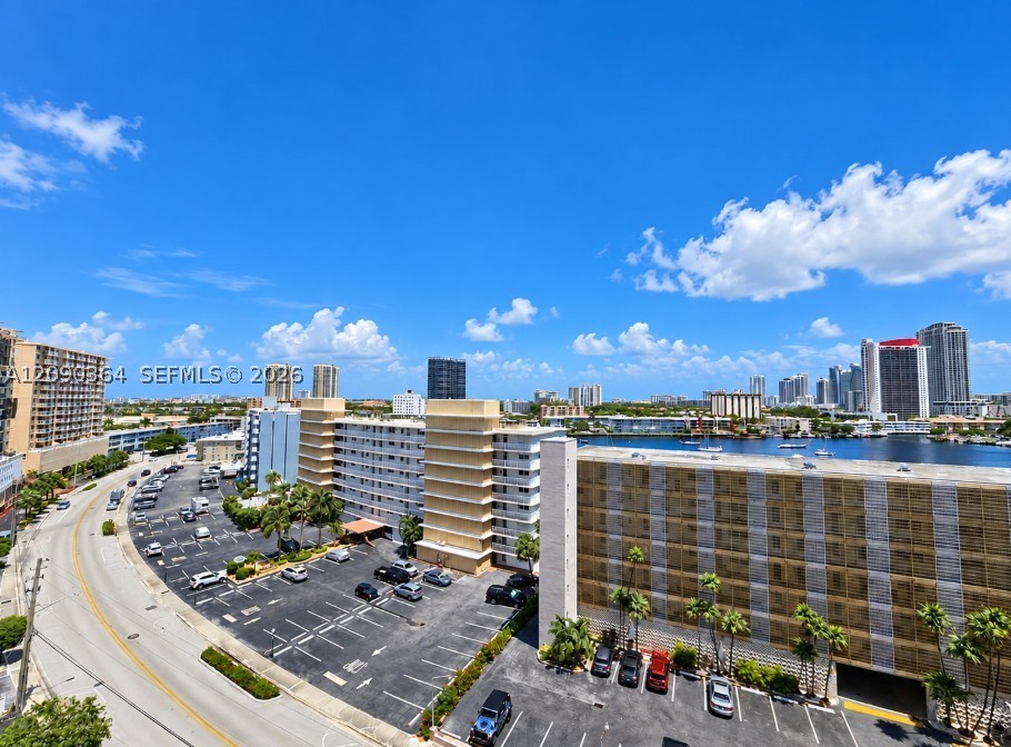 401 Golden Isles Dr #1015, Hallandale Beach FL 33009