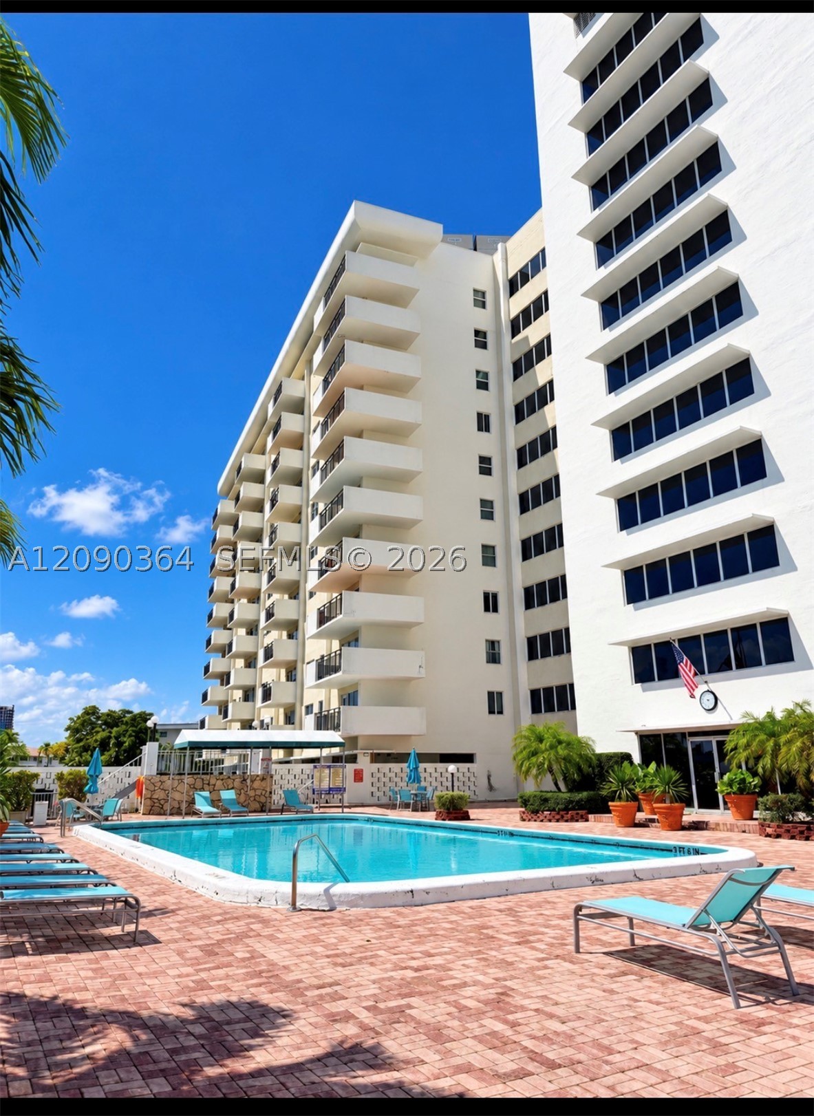 401 Golden Isles Dr #1015, Hallandale Beach FL 33009