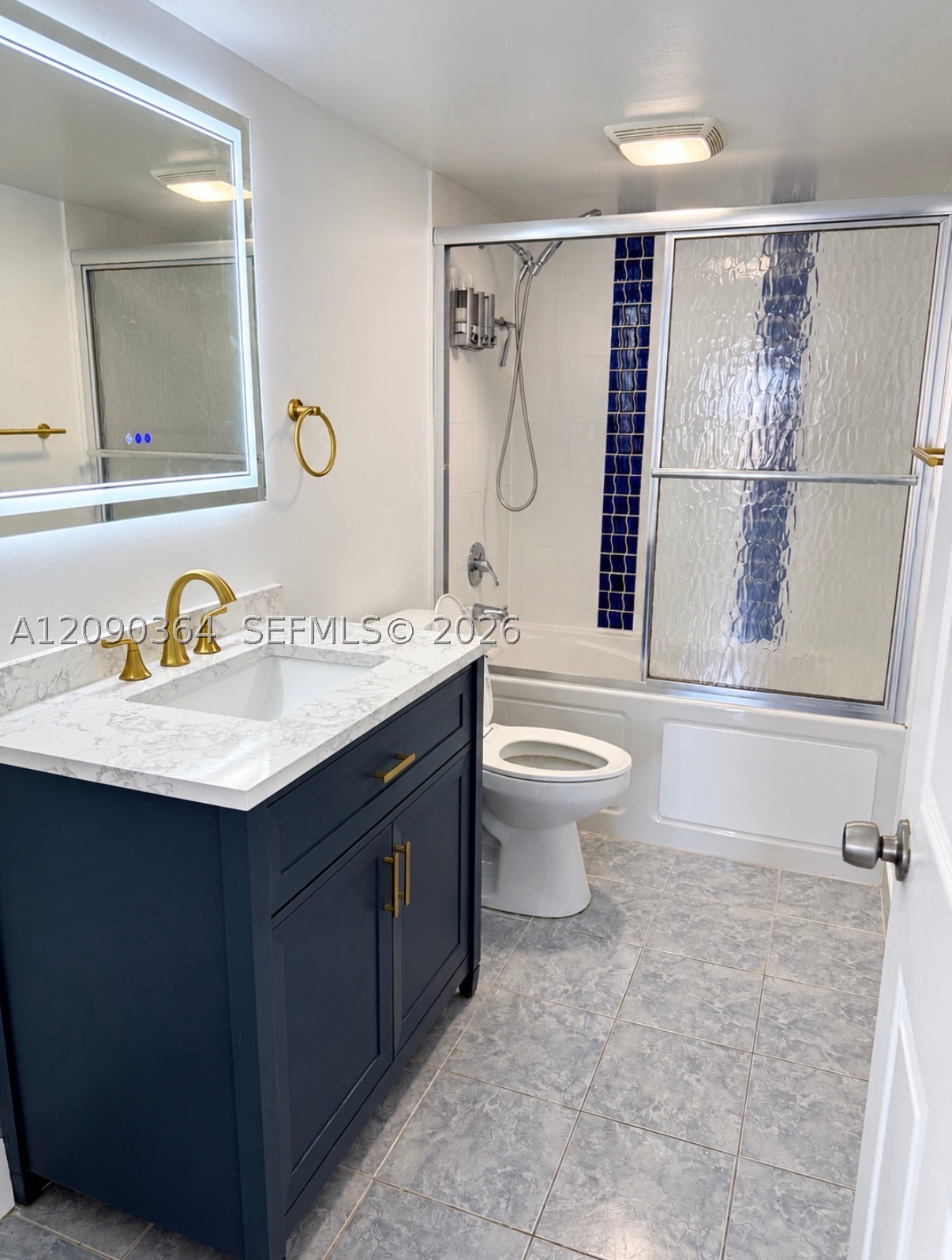 401 Golden Isles Dr #1015, Hallandale Beach FL 33009