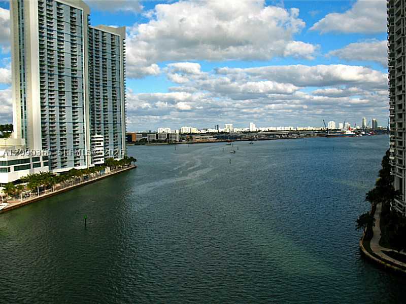 465 Brickell Ave #3002, Miami FL 33131