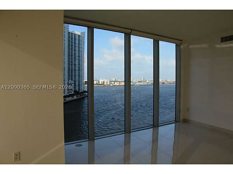465 Brickell Ave #3002, Miami FL 33131