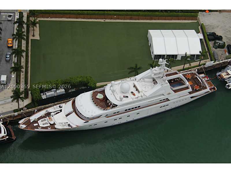 465 Brickell Ave #3002, Miami FL 33131