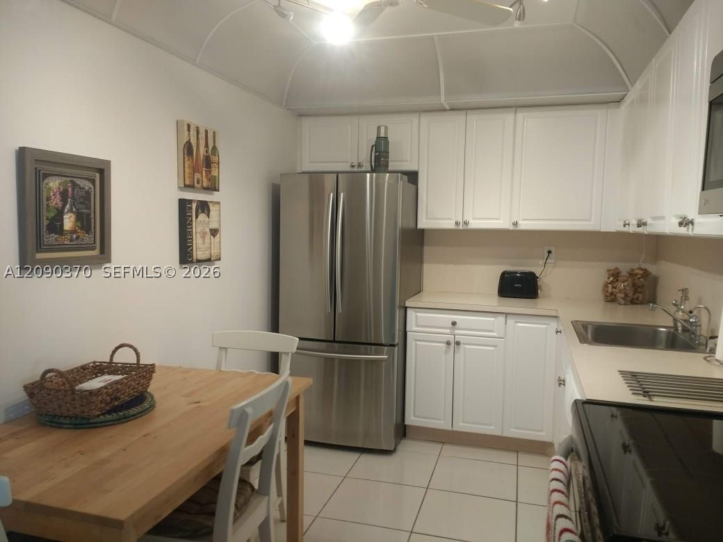 3701 N Country Club Dr #1706, Aventura FL 33180