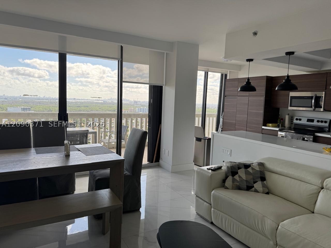 2000 Island Blvd #2808, Aventura FL 33160
