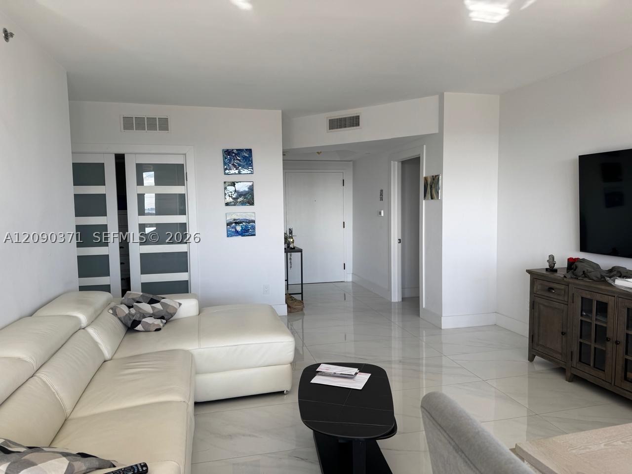 2000 Island Blvd #2808, Aventura FL 33160