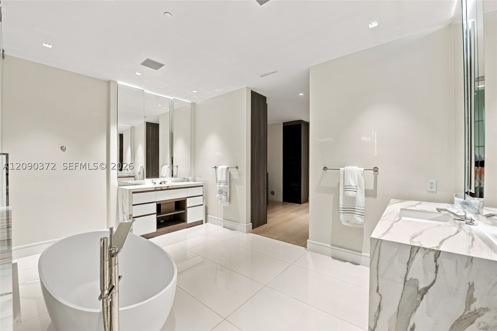 725 S Ocean Blvd #105, Boca Raton FL 33432