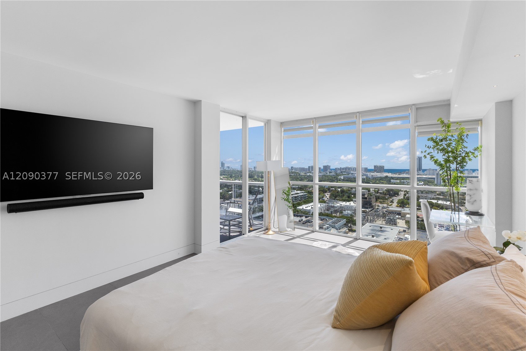 1800 Sunset Harbour Dr #2105, Miami Beach FL 33139
