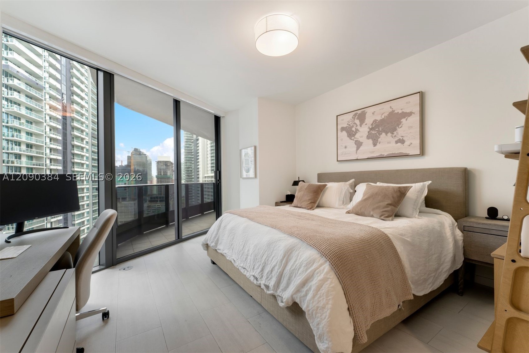 1000 Brickell Plz #2401, Miami FL 33131