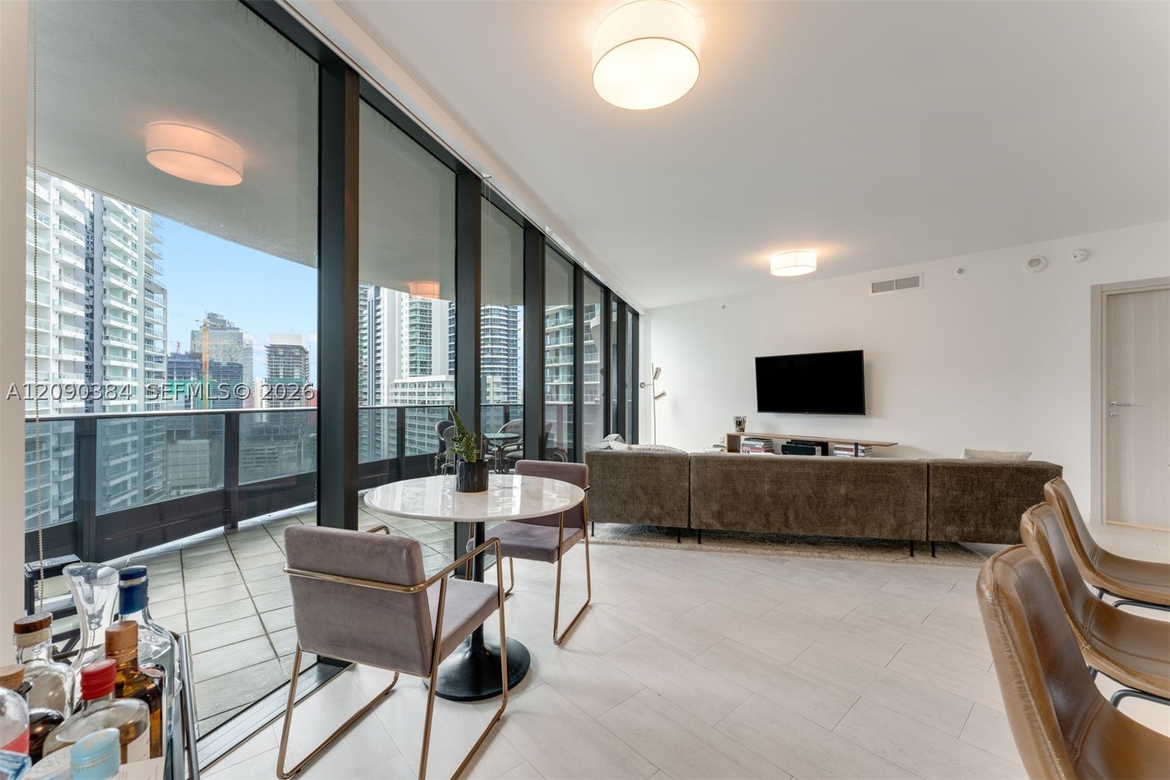 1000 Brickell Plz #2401, Miami FL 33131