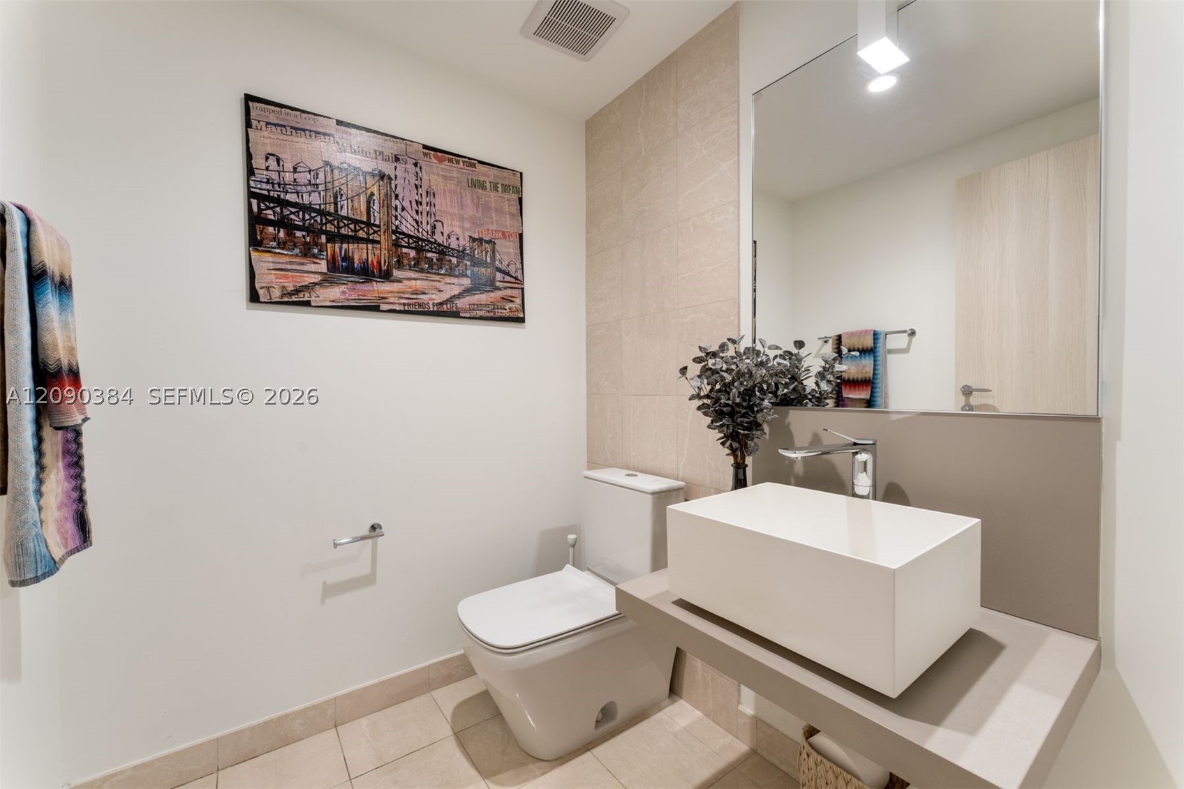 1000 Brickell Plz #2401, Miami FL 33131