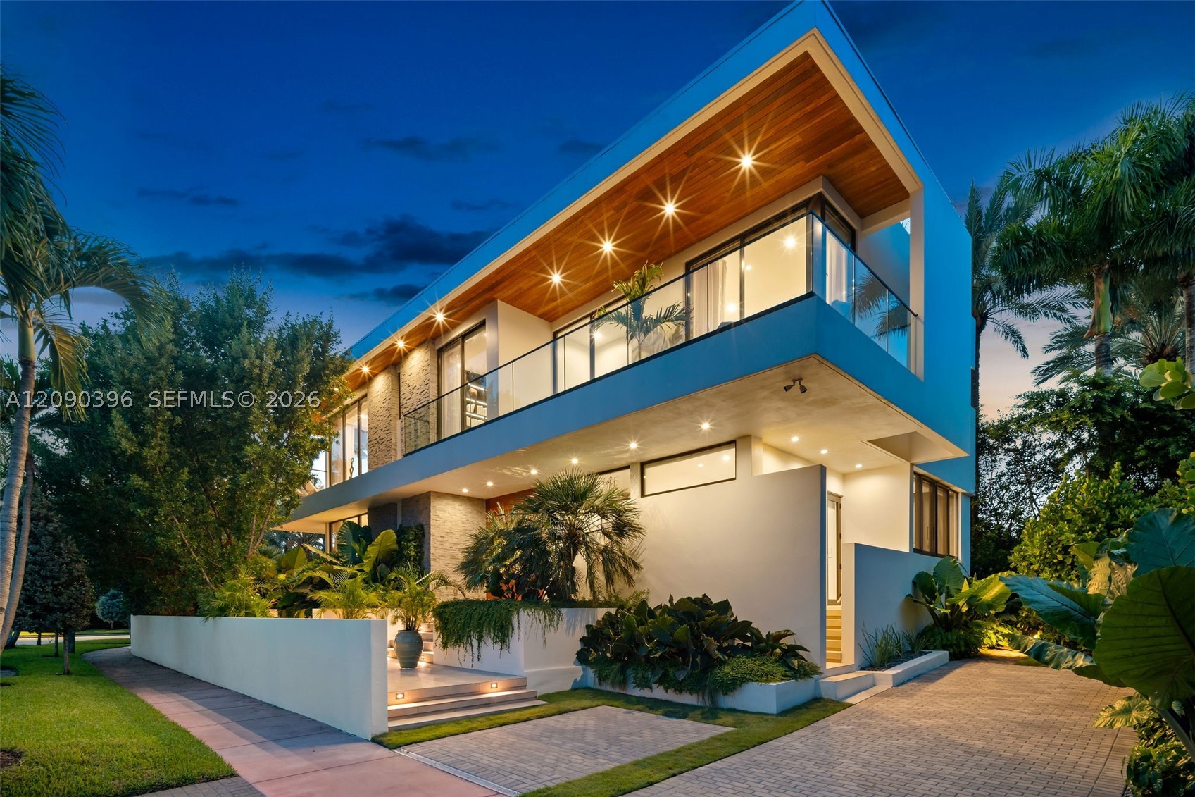 5701 N Bay Rd, Miami Beach FL 33140