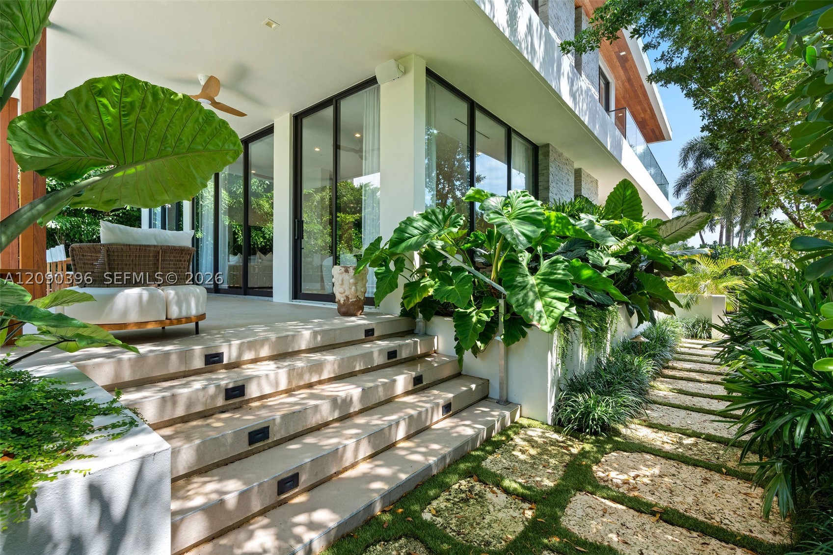 5701 N Bay Rd, Miami Beach FL 33140