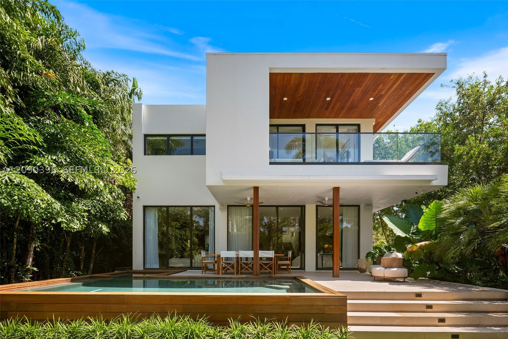 5701 N Bay Rd, Miami Beach FL 33140