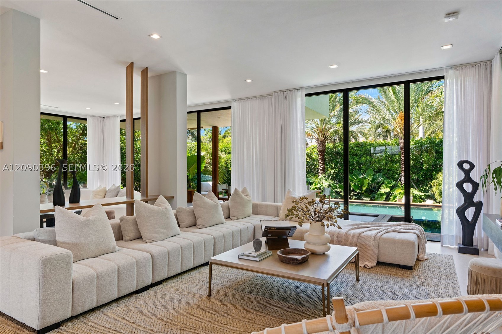5701 N Bay Rd, Miami Beach FL 33140