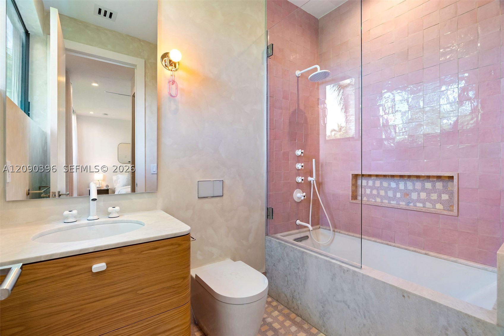 5701 N Bay Rd, Miami Beach FL 33140