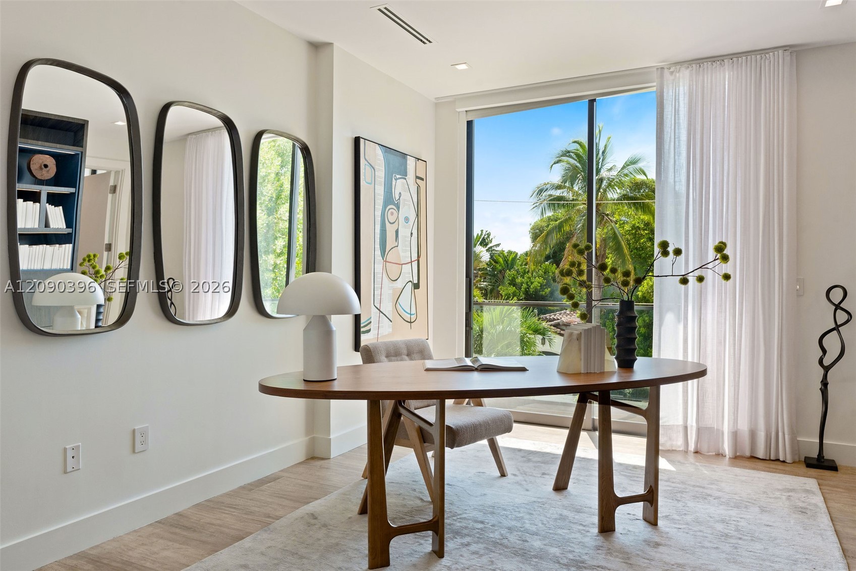 5701 N Bay Rd, Miami Beach FL 33140