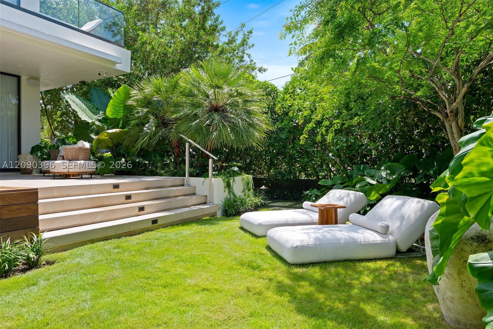 5701 N Bay Rd, Miami Beach FL 33140